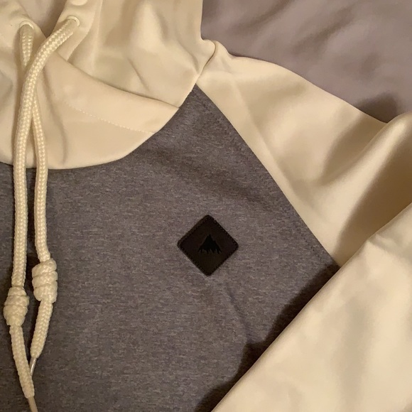 Winter coats/jackets and zip-ups/hoodies for sale - Picture 13 of 16